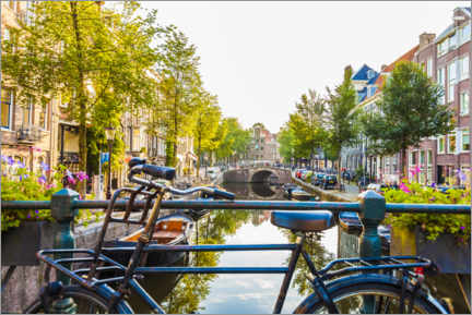 Poster Bicicletta su un canale di Amsterdam