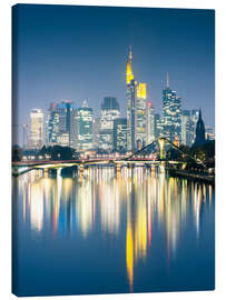 Stampa su tela  Frankfurt skyline reflected in river Main at night, Germany - Matteo Colombo